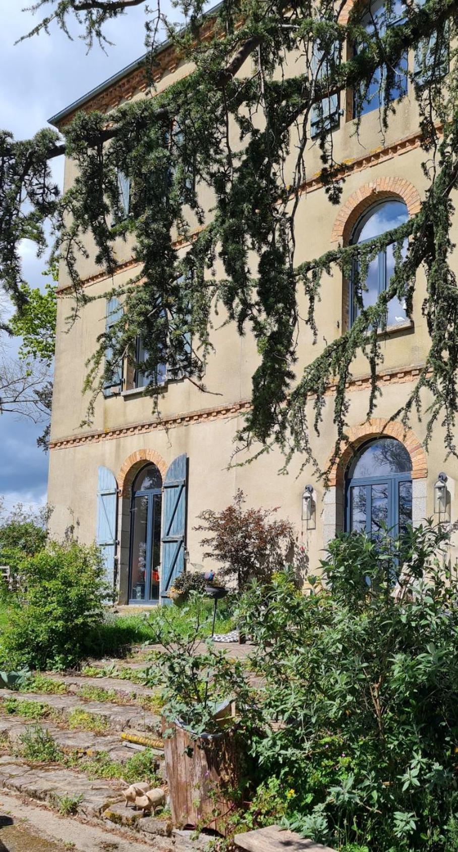 Manoir Du Jusse Couette-café *